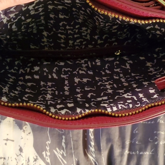 Guess Burgundy large clutch - Picture 4 of 4